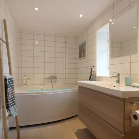 度假居 Harre - 300m From The Sea By Interhome