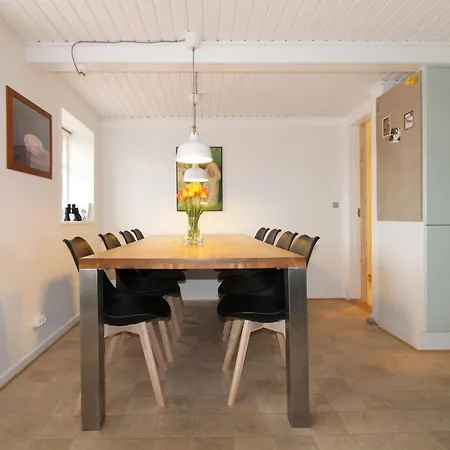 度假居 Harre - 300m From The Sea By Interhome
