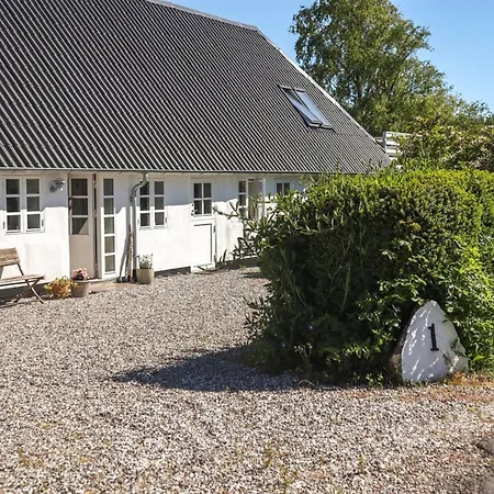 Holiday home Harre - 300m From The Sea By Interhome *