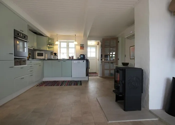 Holiday home Harre - 300m From The Sea By Interhome