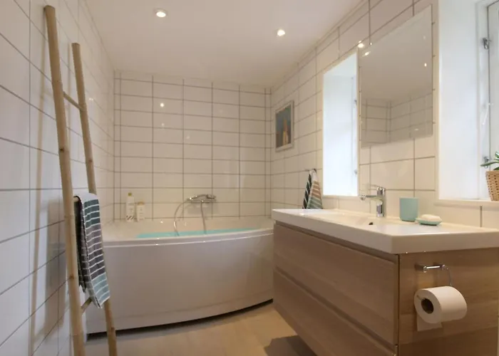 Holiday home Harre - 300m From The Sea By Interhome